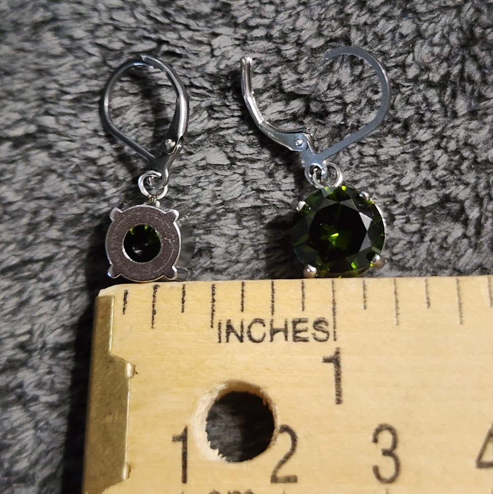 Silvertone 10mm Green Crystal Earrings - Picture 4 of 8